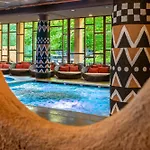 Отель Bambara 4*